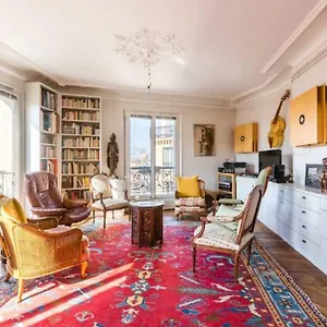  Apartment Veeve - Classic Montparnasse France